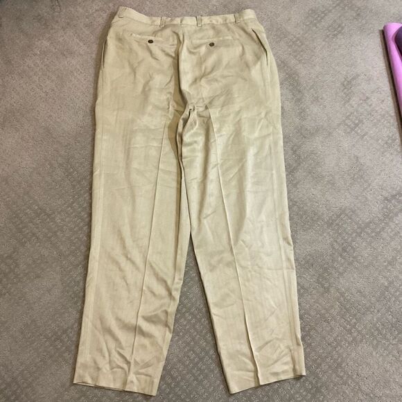 Tommy Bahama Mens Relaxed Fit Pleated Front 100% Silk Dress Pants Beige Size 42 - Picture 6 of 9